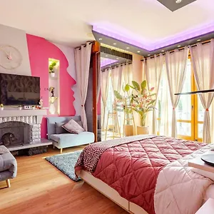 Flytosuite,it 25 Posti Letto Parcheggio Libero Bologna Aeroporto , Calderara di Reno Italia